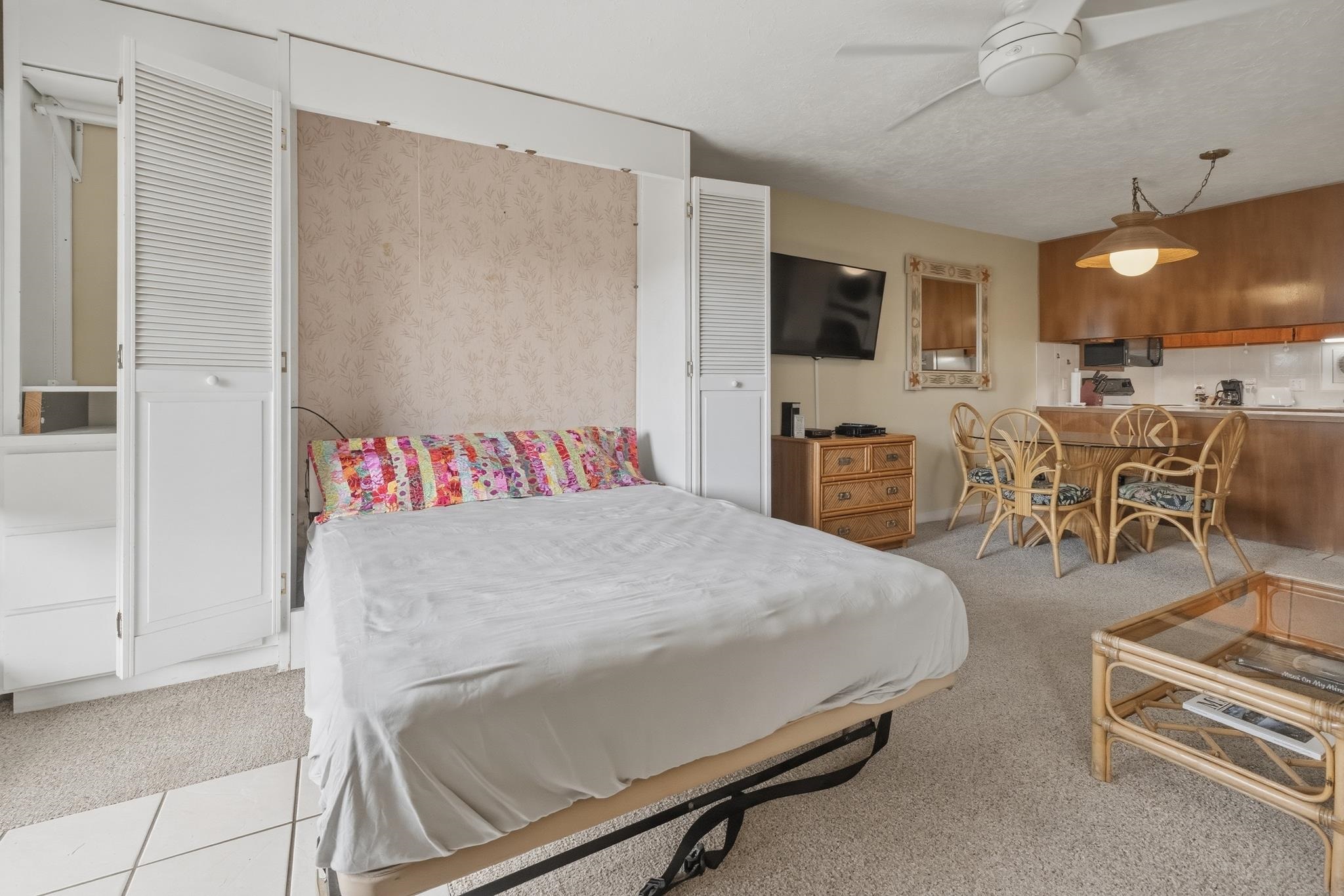 Kahana Sunset condo # E3E, Lahaina, Hawaii - photo 24 of 35