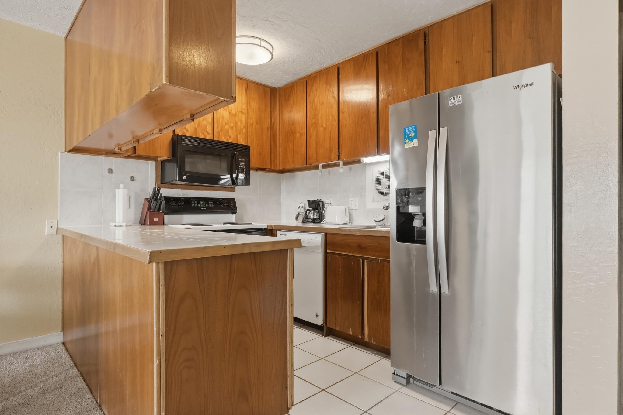 Kahana Sunset condo # E3E, Lahaina, Hawaii - photo 29 of 35