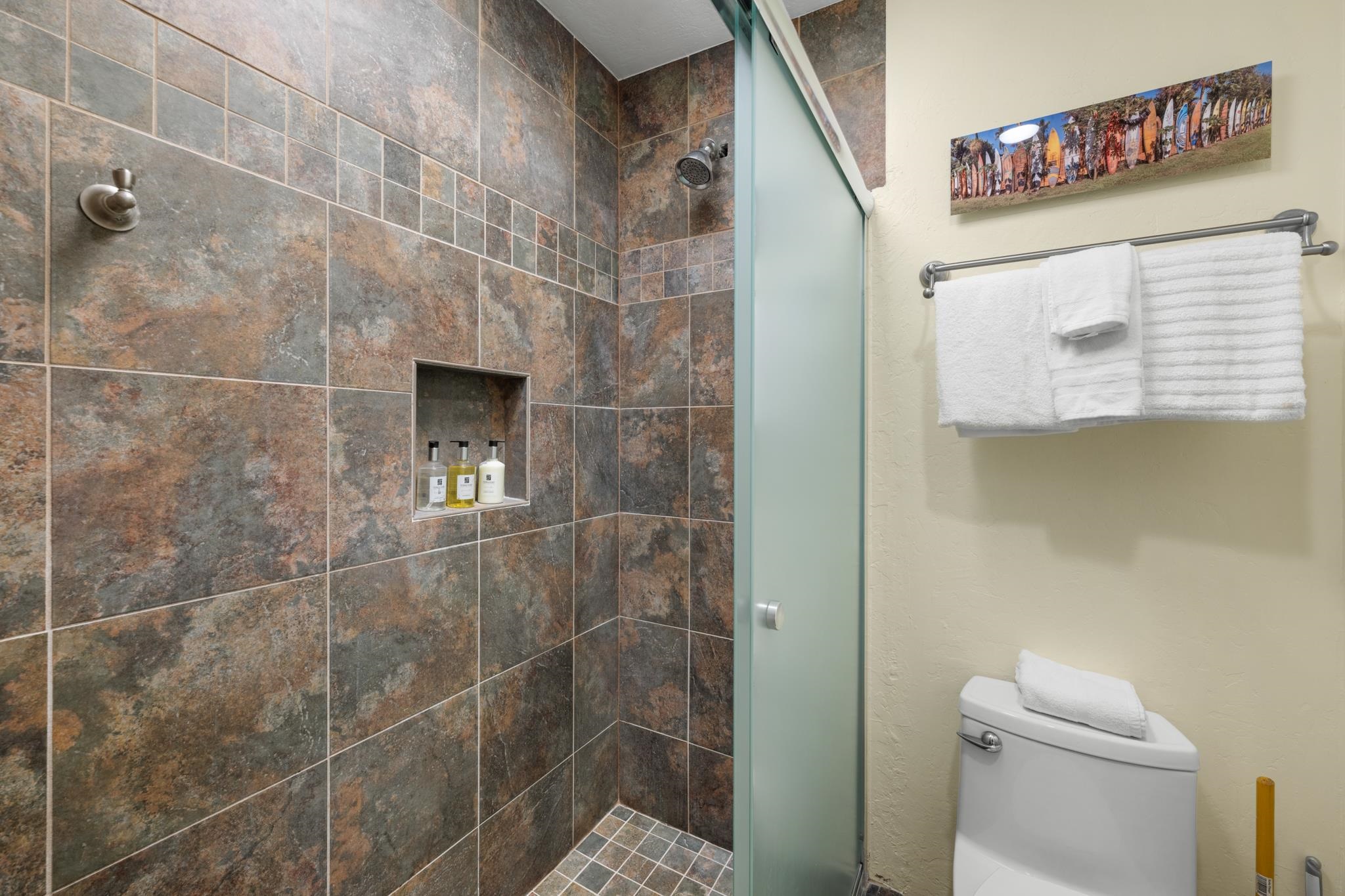 Kahana Sunset condo # E5, Lahaina, Hawaii - photo 28 of 44