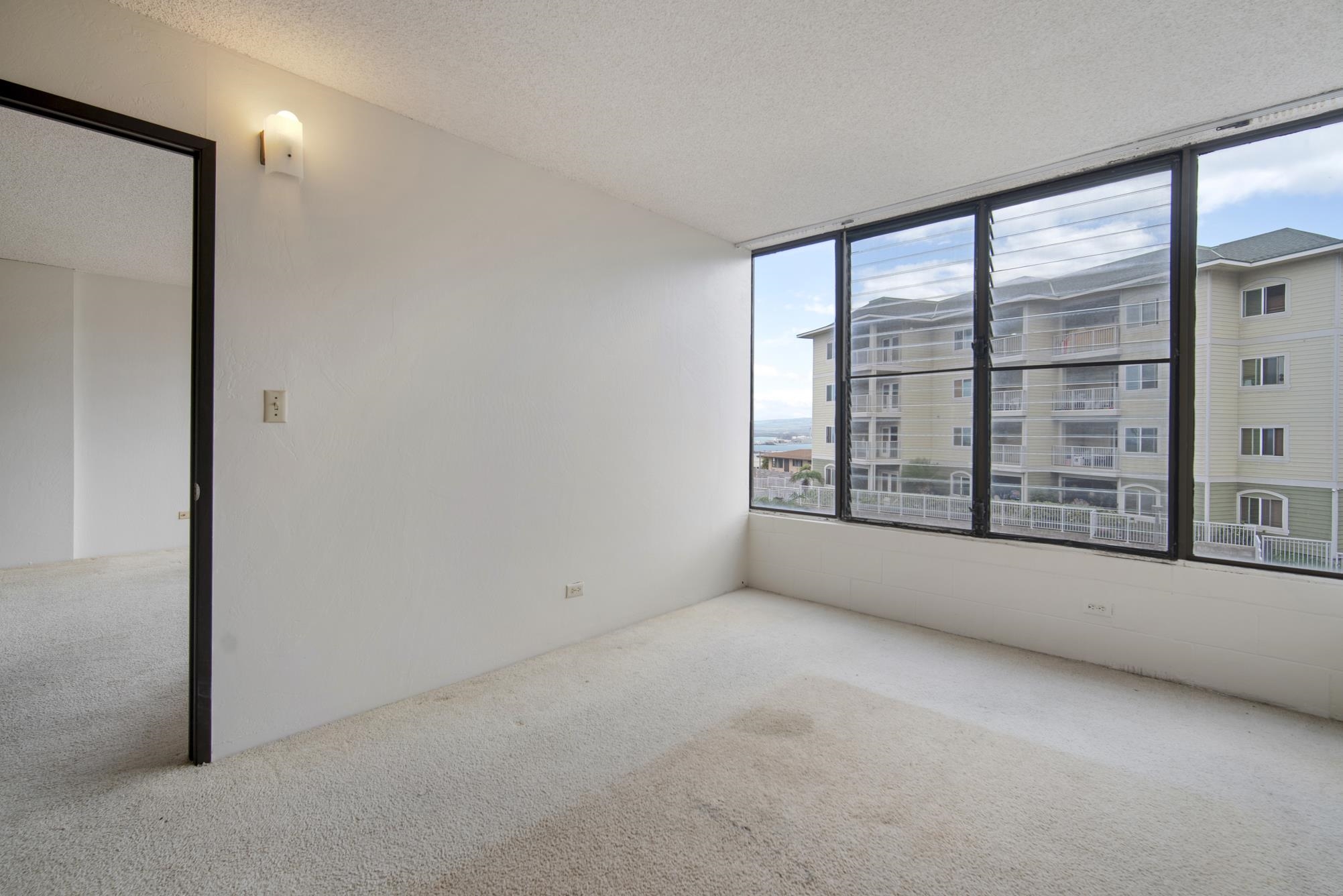 Puuone Terrace condo # 216, Wailuku, Hawaii - photo 11 of 24