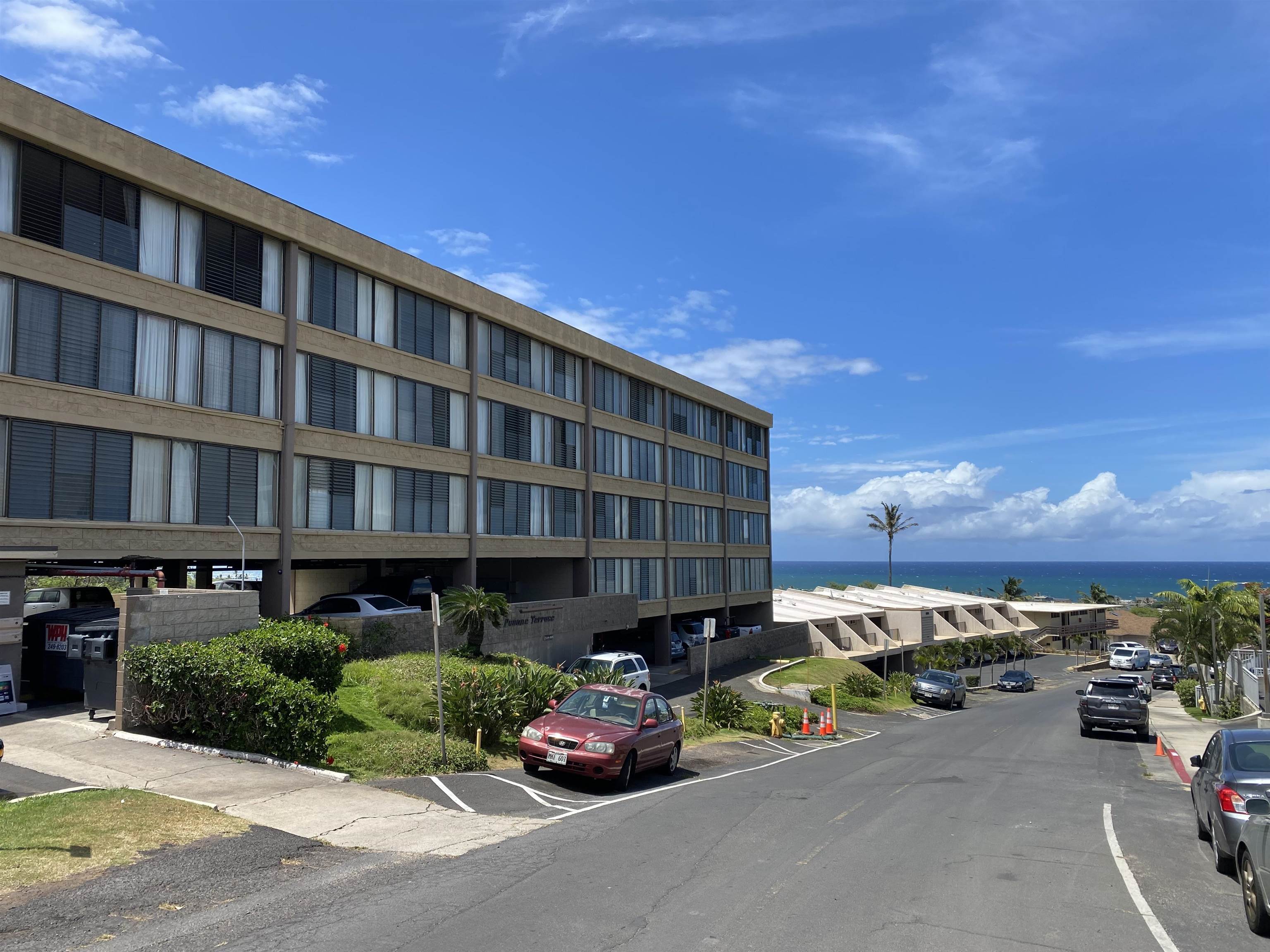 Puuone Terrace condo # 304, Wailuku, Hawaii - photo 18 of 21