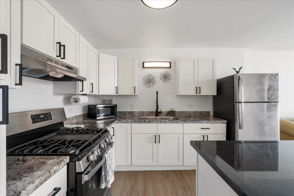 Puuone Terrace condo # 309, Wailuku, Hawaii - photo 10 of 17