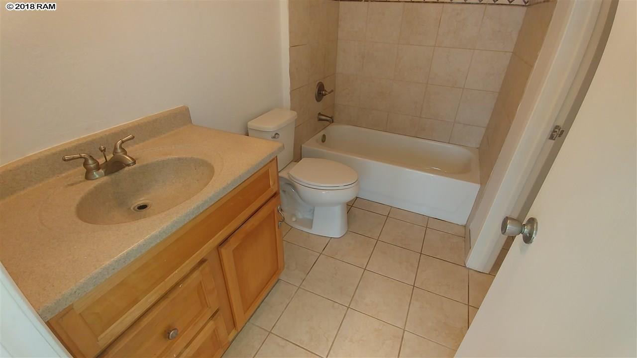 Puuone Terrace condo # 317, Wailuku, Hawaii - photo 17 of 26
