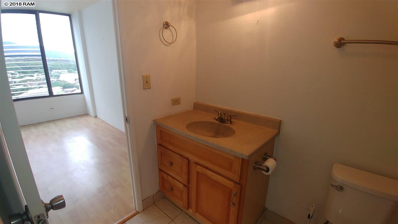 Puuone Terrace condo # 317, Wailuku, Hawaii - photo 18 of 26