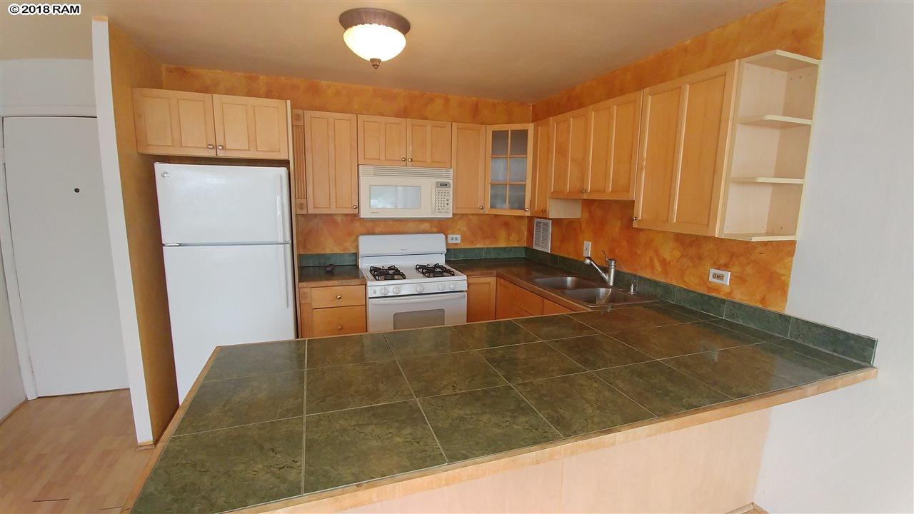 Puuone Terrace condo # 317, Wailuku, Hawaii - photo 6 of 26