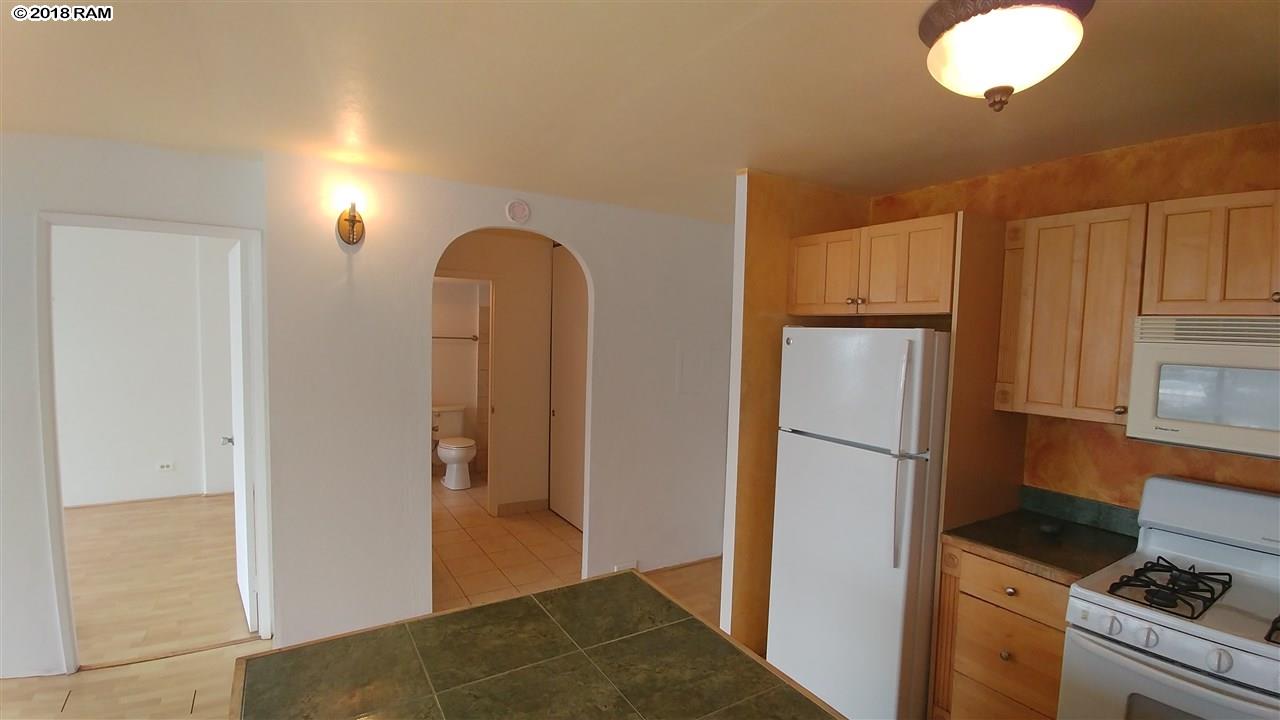 Puuone Terrace condo # 317, Wailuku, Hawaii - photo 7 of 26