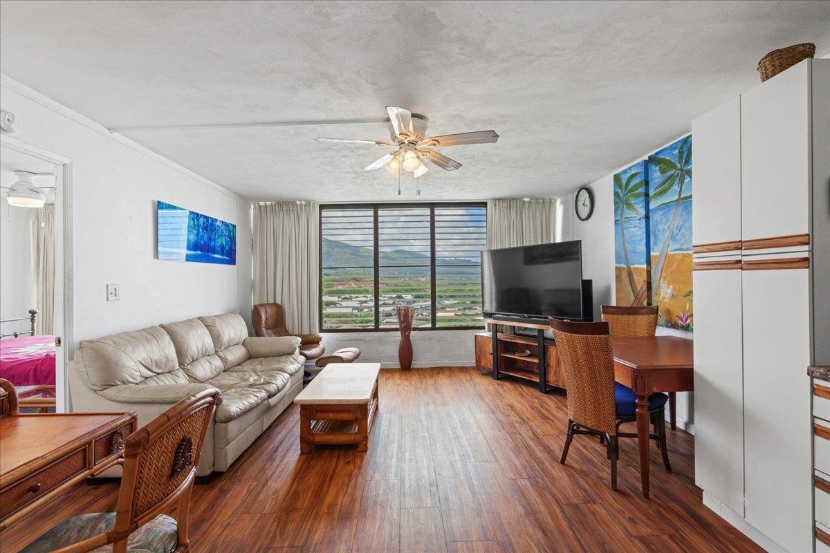 Puuone Terrace condo # 407, Wailuku, Hawaii - photo 2 of 33