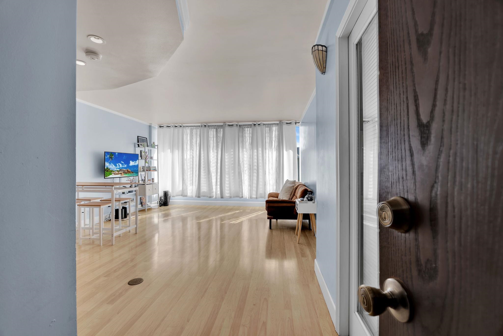 Puuone Terrace condo # 416, Wailuku, Hawaii - photo 2 of 29