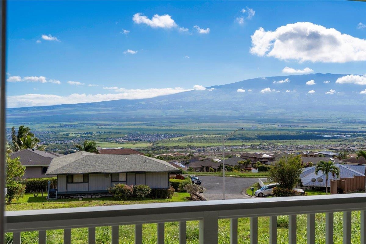 495  Alu Rd Wailuku, Wailuku home - photo 3 of 49