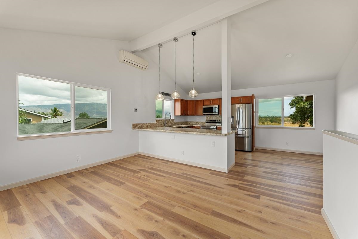 495  Kaiolohia St , Kihei home - photo 2 of 50