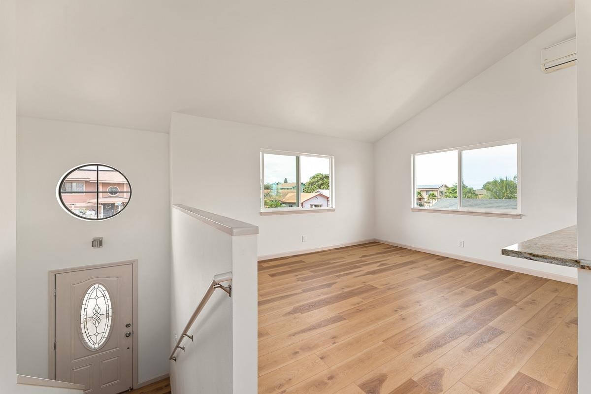 495  Kaiolohia St , Kihei home - photo 5 of 50