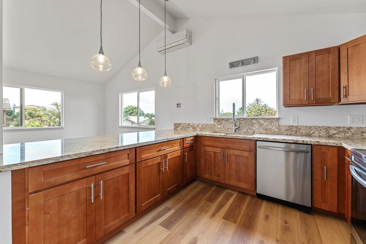 495  Kaiolohia St , Kihei home - photo 9 of 50