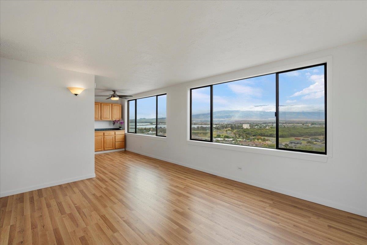 Mount Thomas condo # 203, Wailuku, Hawaii - photo 12 of 33