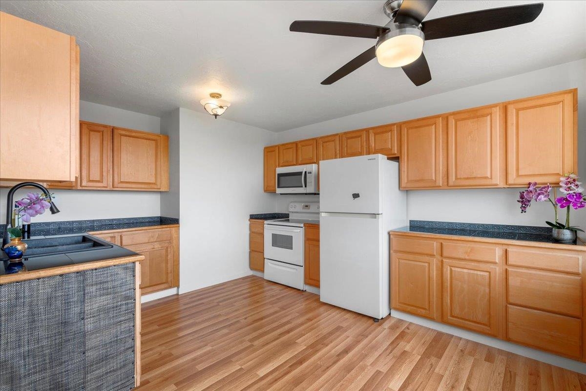 Mount Thomas condo # 203, Wailuku, Hawaii - photo 13 of 33