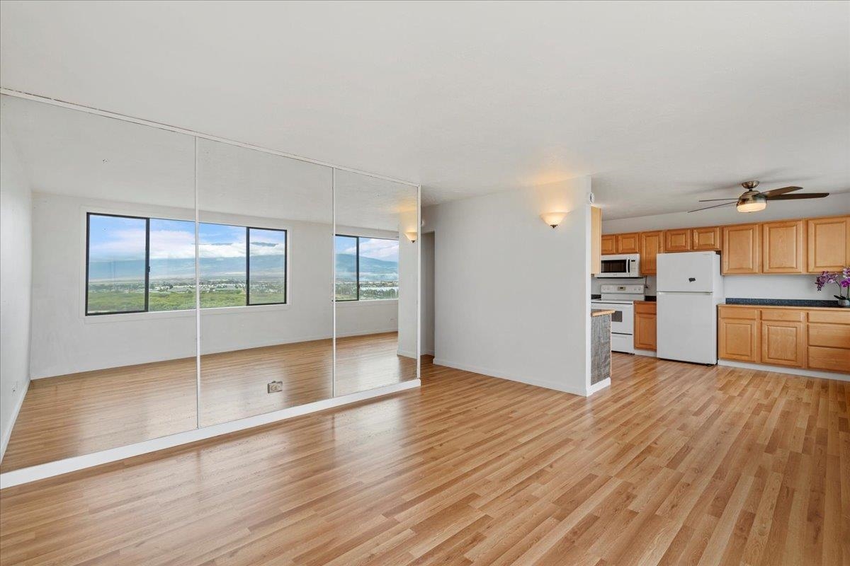 Mount Thomas condo # 203, Wailuku, Hawaii - photo 15 of 33