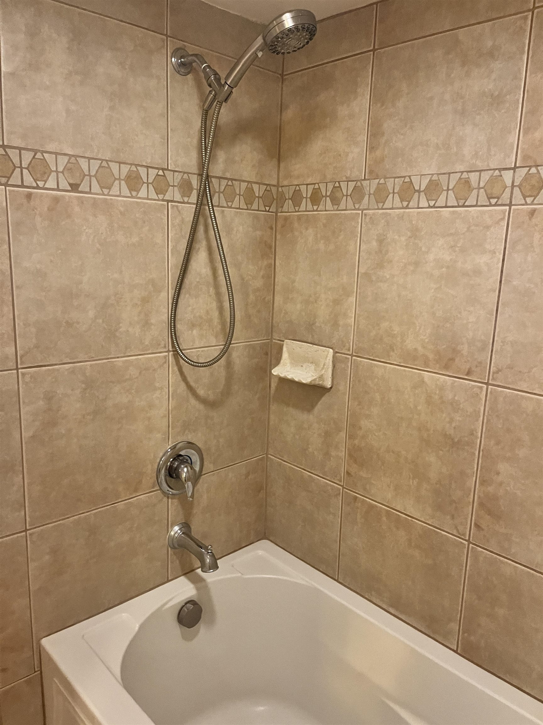 Mount Thomas condo # 204, Wailuku, Hawaii - photo 30 of 48