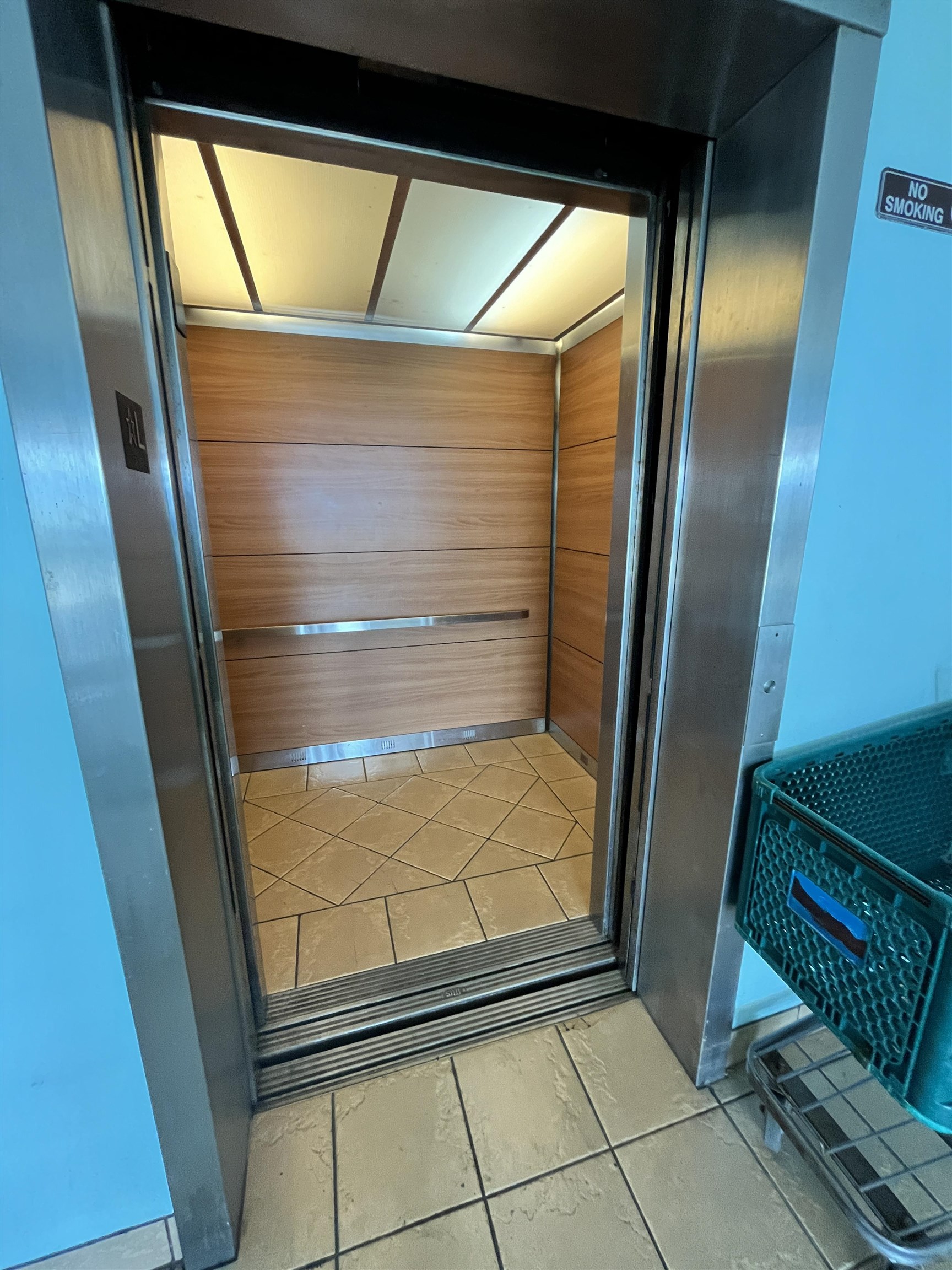 Mount Thomas condo # 204, Wailuku, Hawaii - photo 39 of 42