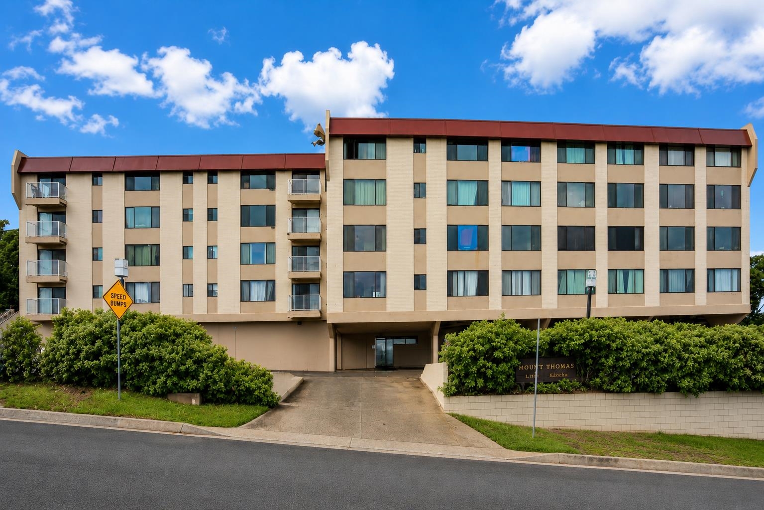 Mount Thomas condo # 204, Wailuku, Hawaii - photo 44 of 48