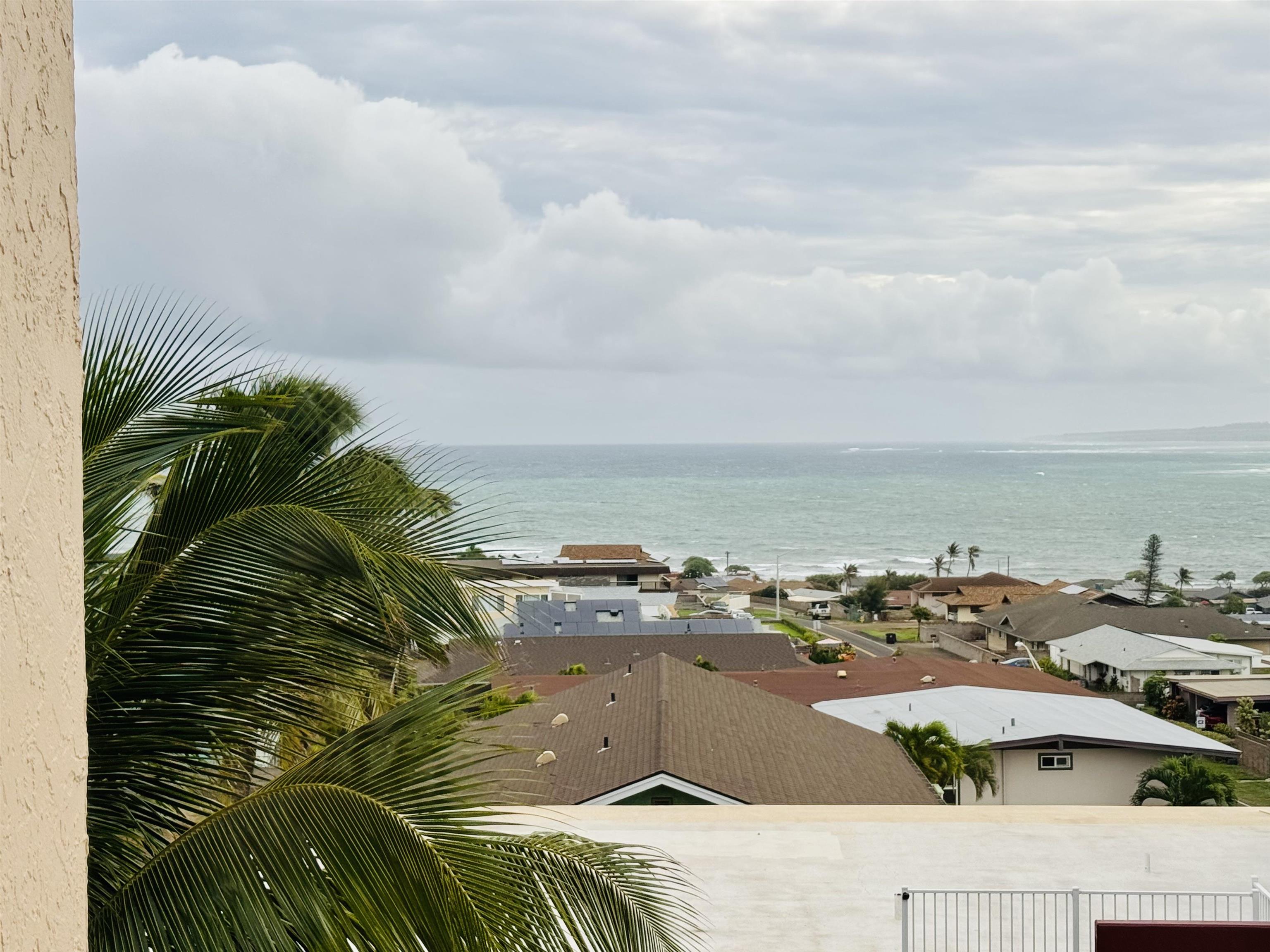 Mount Thomas condo # 301, Wailuku, Hawaii - photo 12 of 22