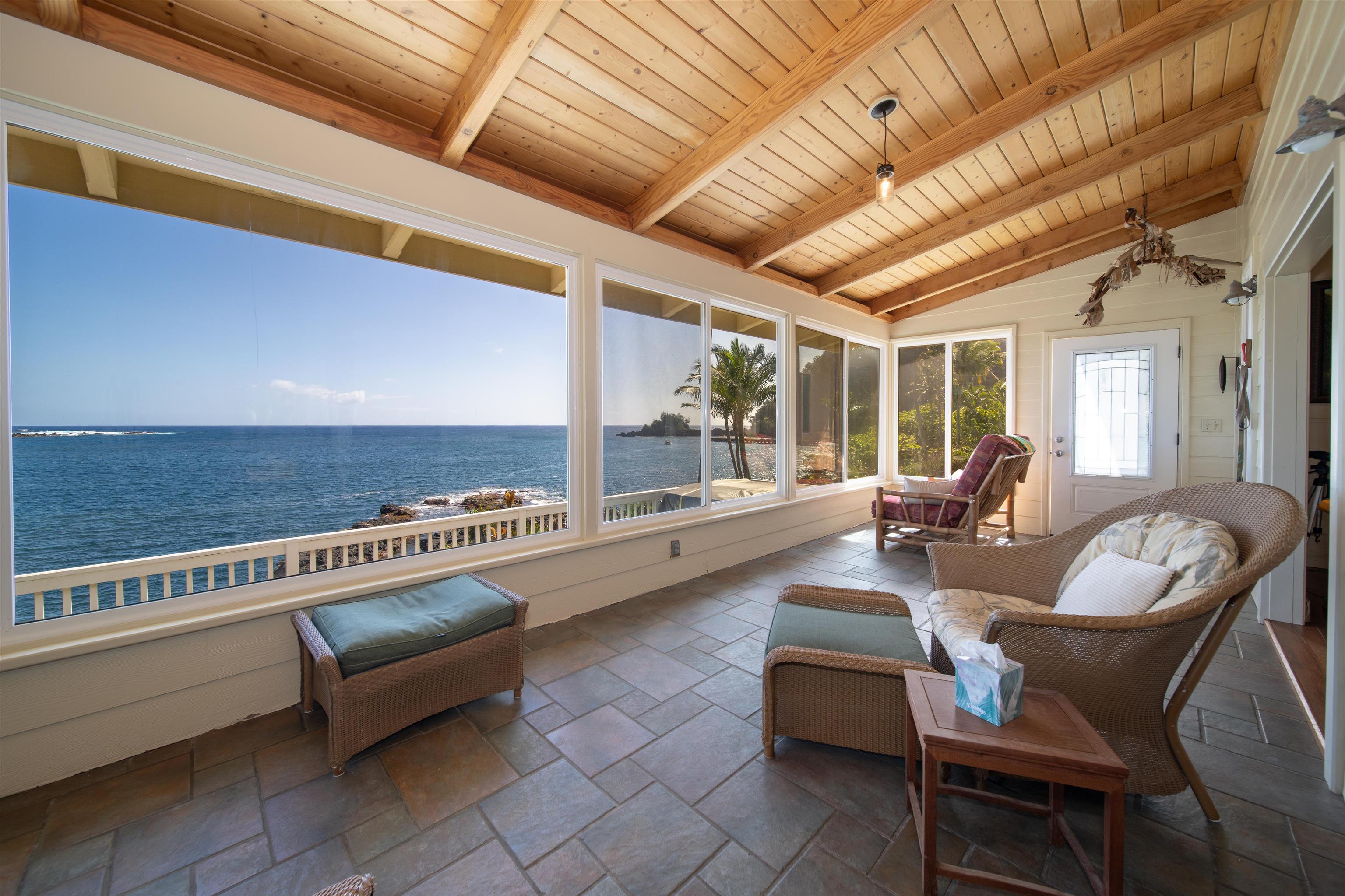 4955  Uakea Rd , Hana home - photo 6 of 36