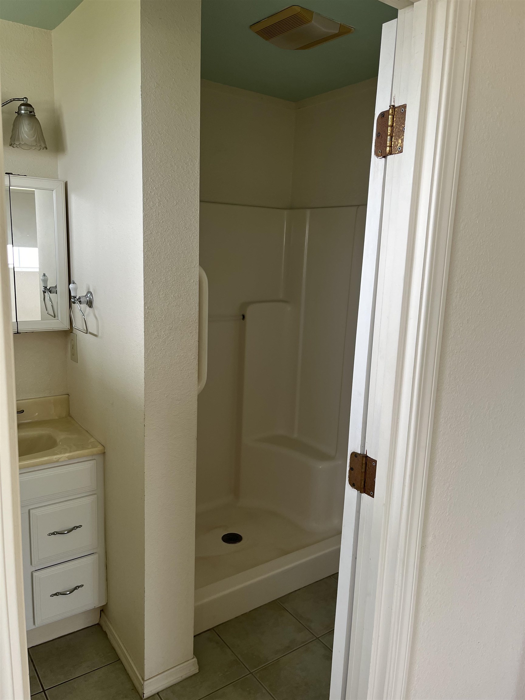 496  LihoLiho St , Wailuku home - photo 13 of 16