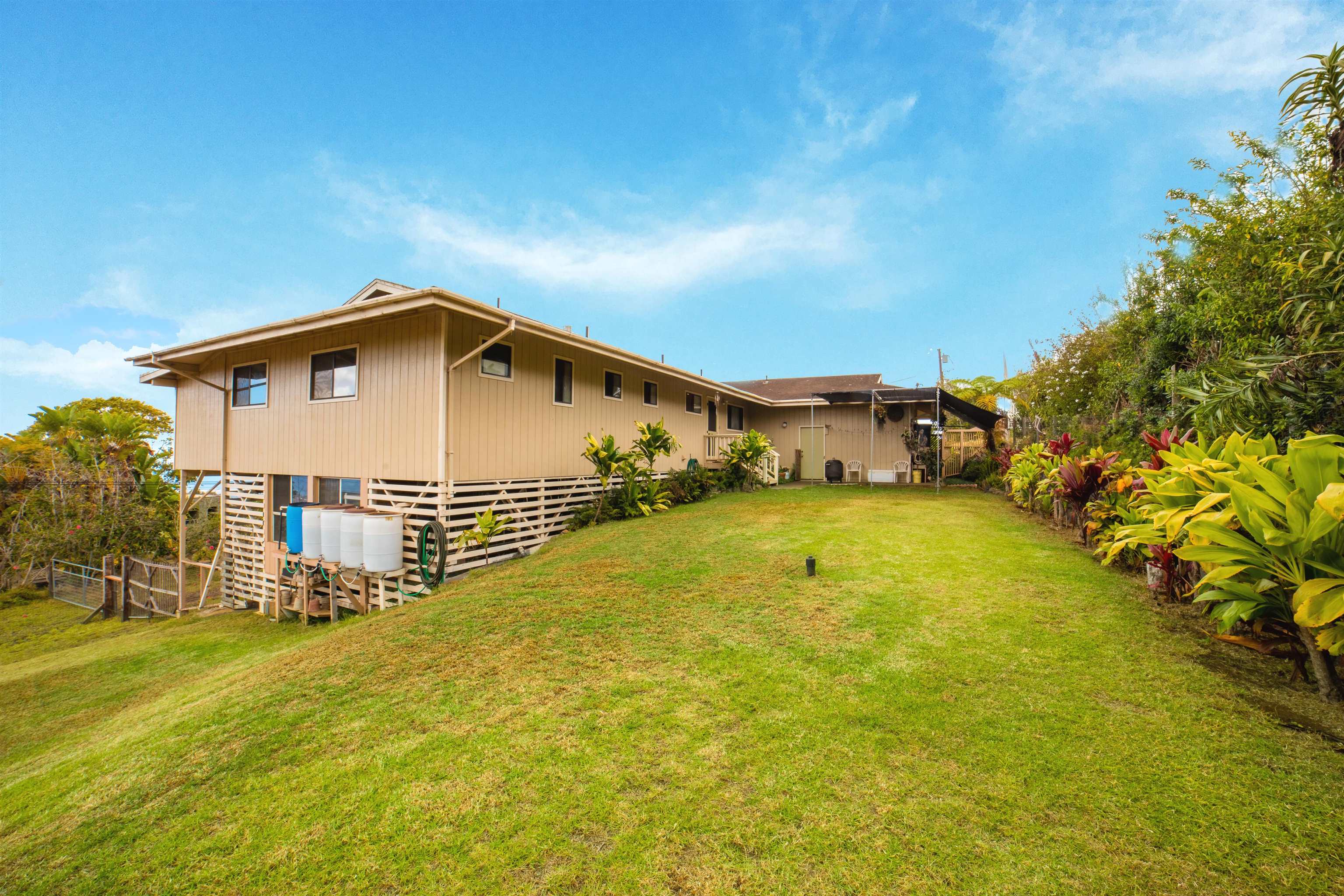 499  Kolohala Dr , Kula/Ulupalakua/Kanaio home - photo 8 of 34