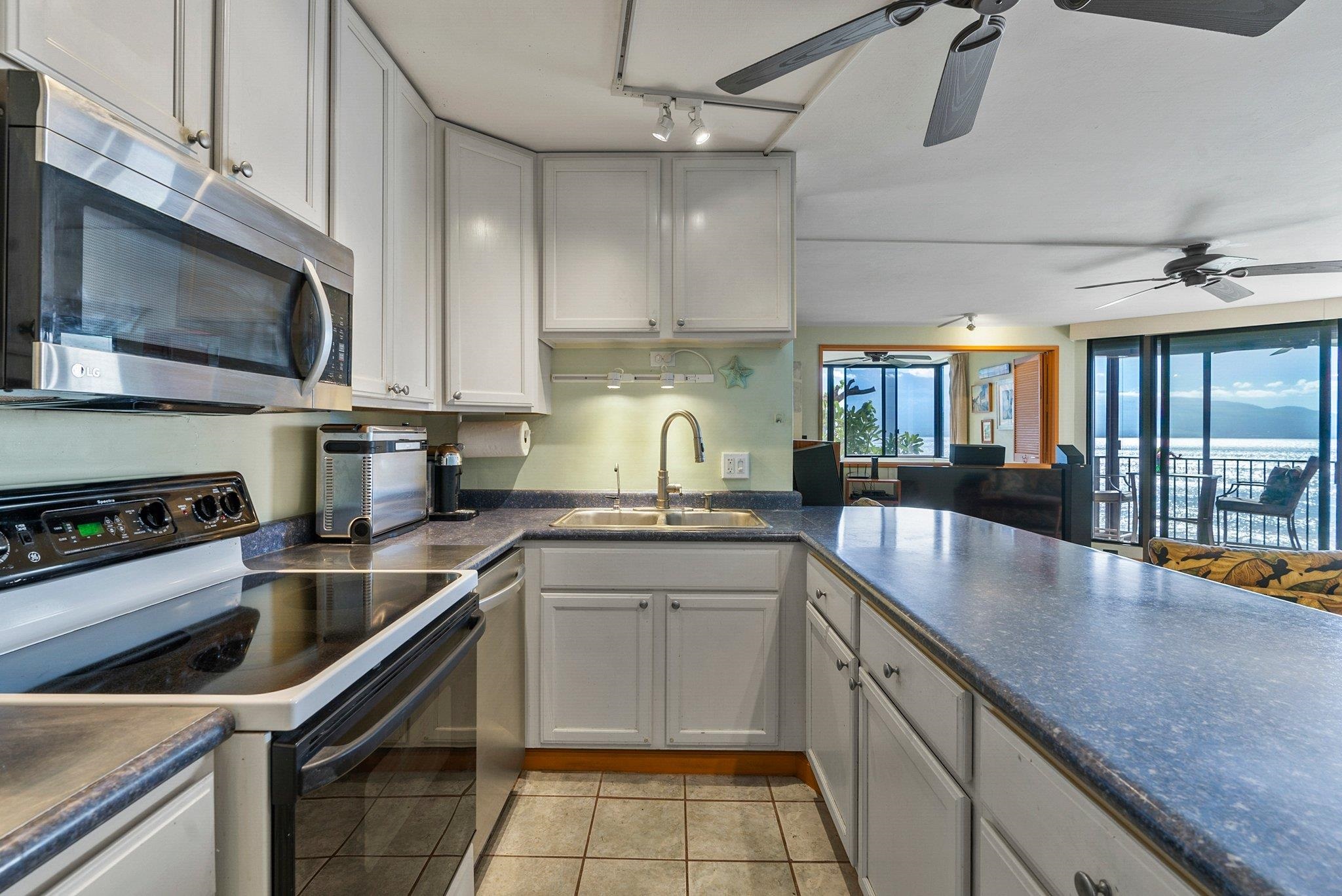 Milowai condo # 107, Wailuku, Hawaii - photo 5 of 30