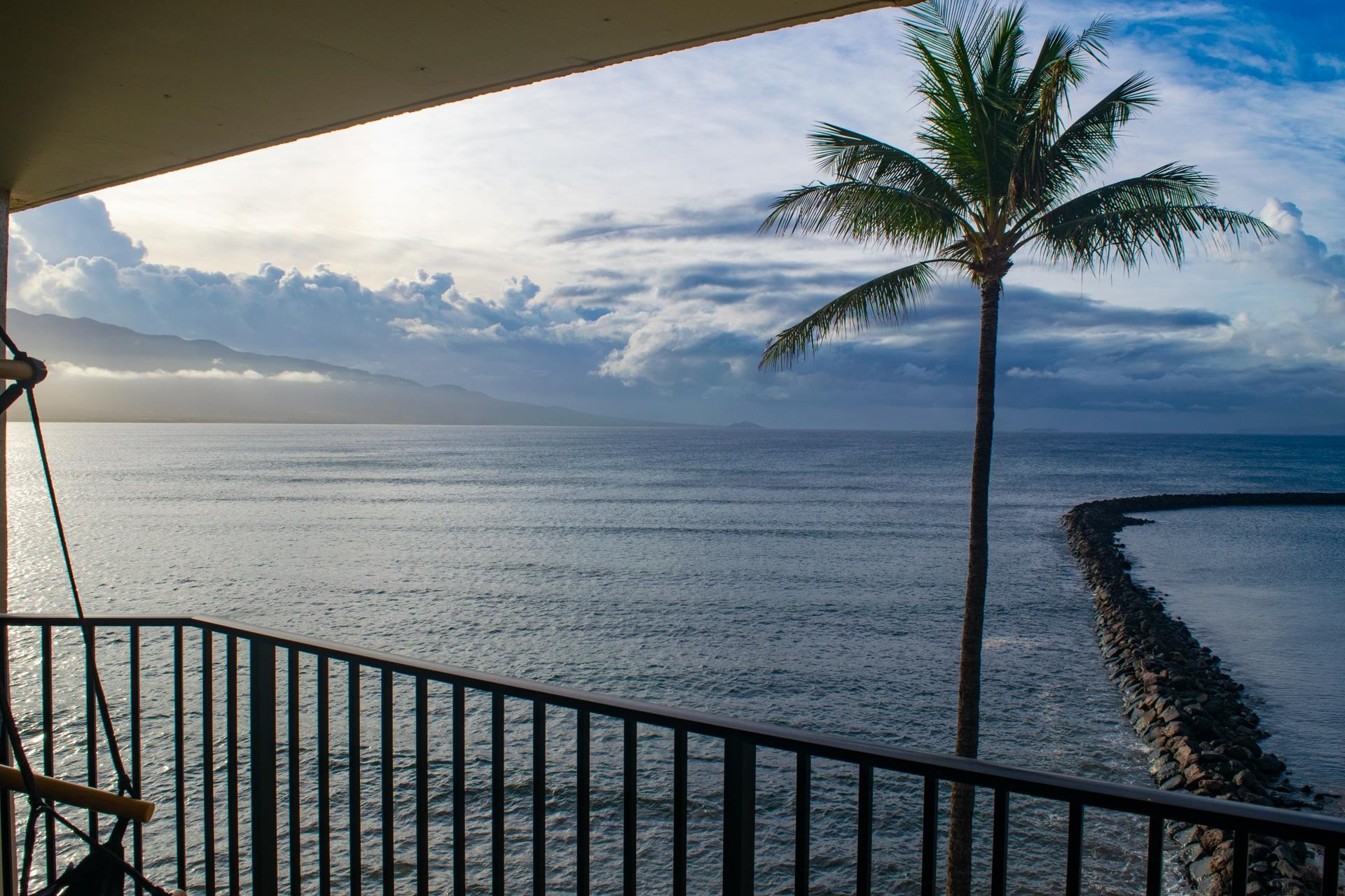 Milowai condo # 409, Wailuku, Hawaii - photo 3 of 35