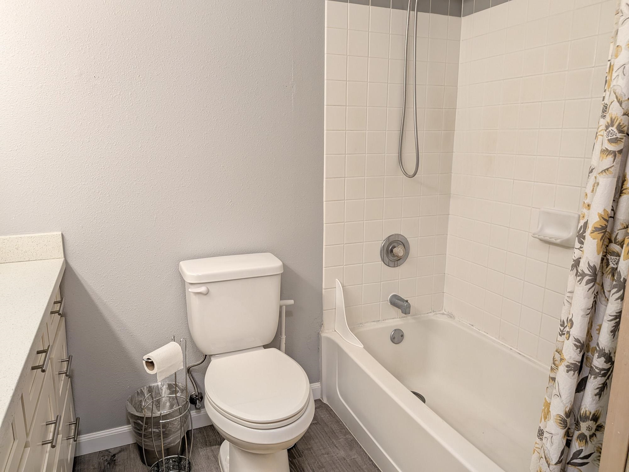 Iao Parkside I condo # 16-202, Wailuku, Hawaii - photo 11 of 16