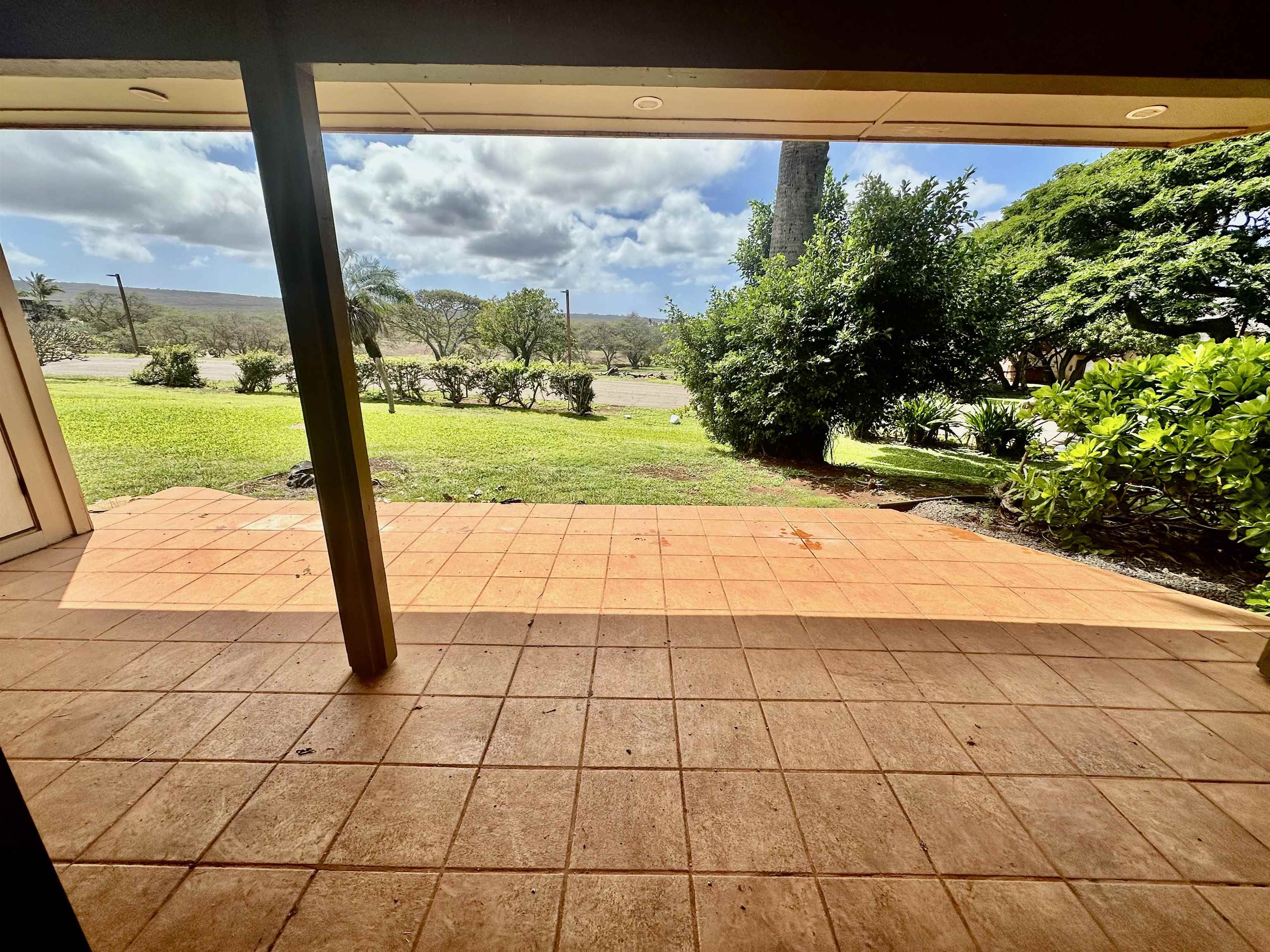 Ke Nani Kai condo # 107, Maunaloa, Hawaii - photo 4 of 30