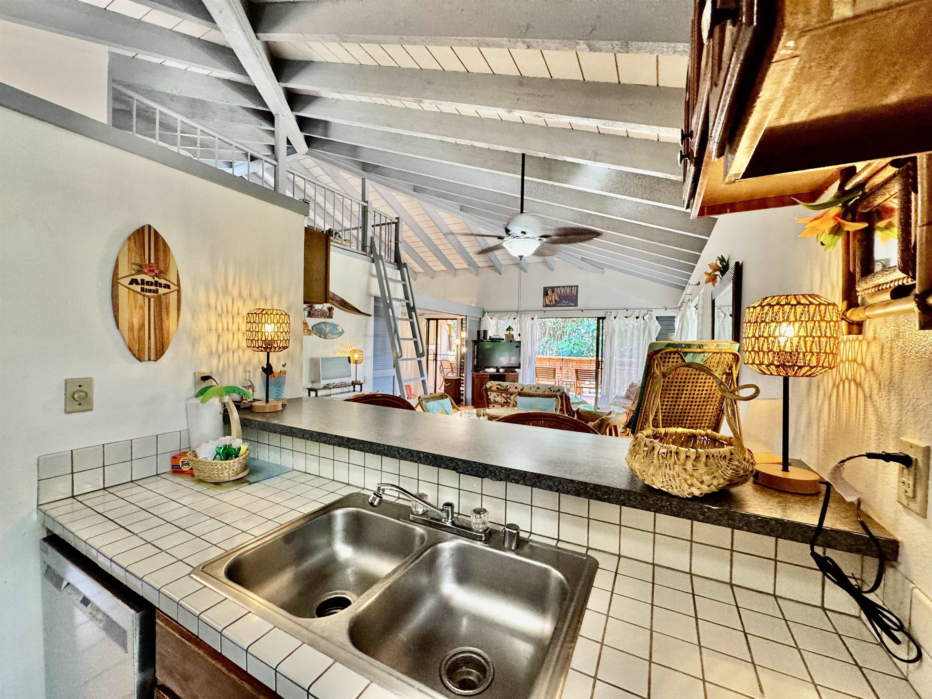 Ke Nani Kai condo # 201, Maunaloa, Hawaii - photo 6 of 26