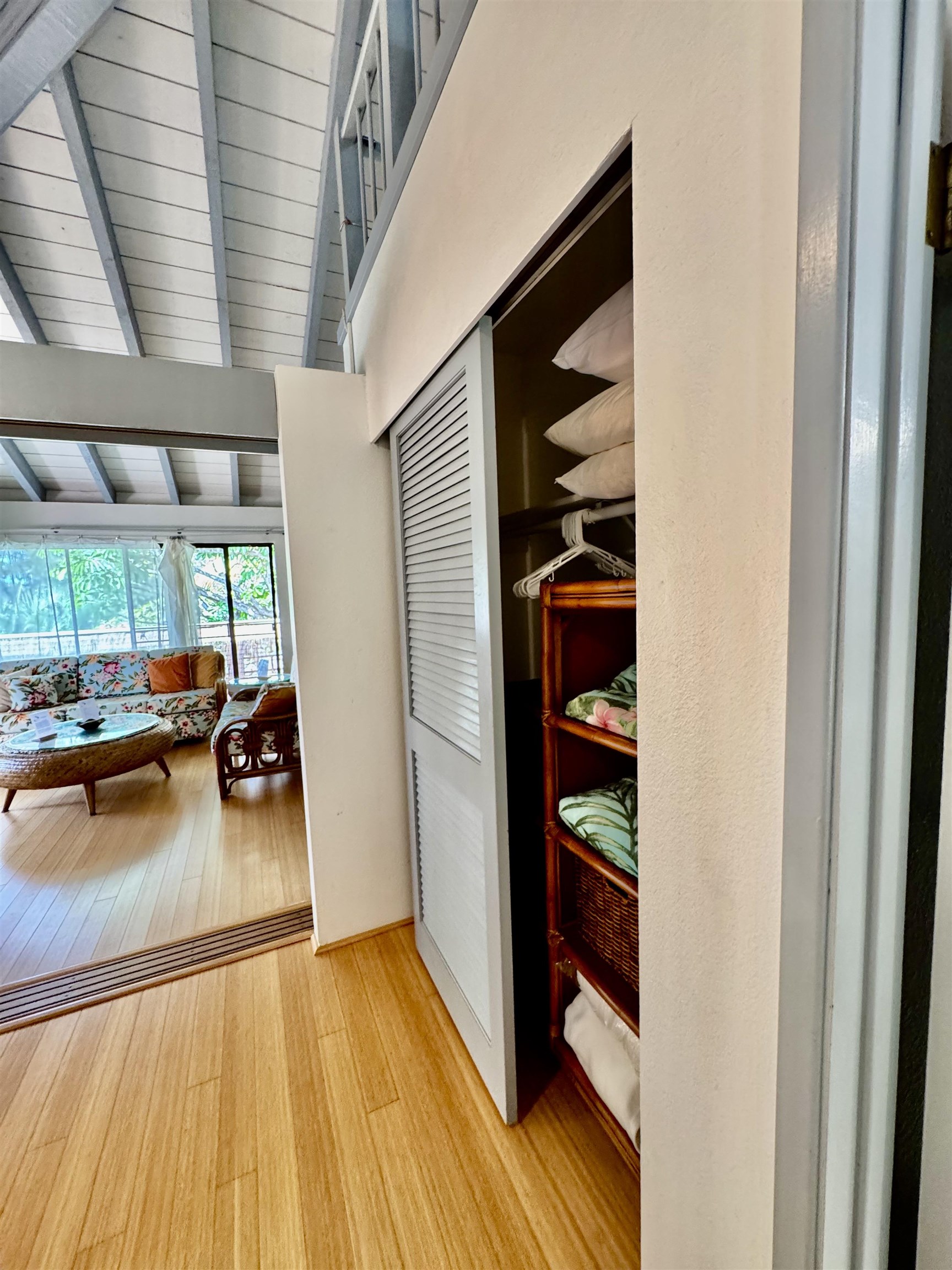 Ke Nani Kai condo # 201, Maunaloa, Hawaii - photo 9 of 26