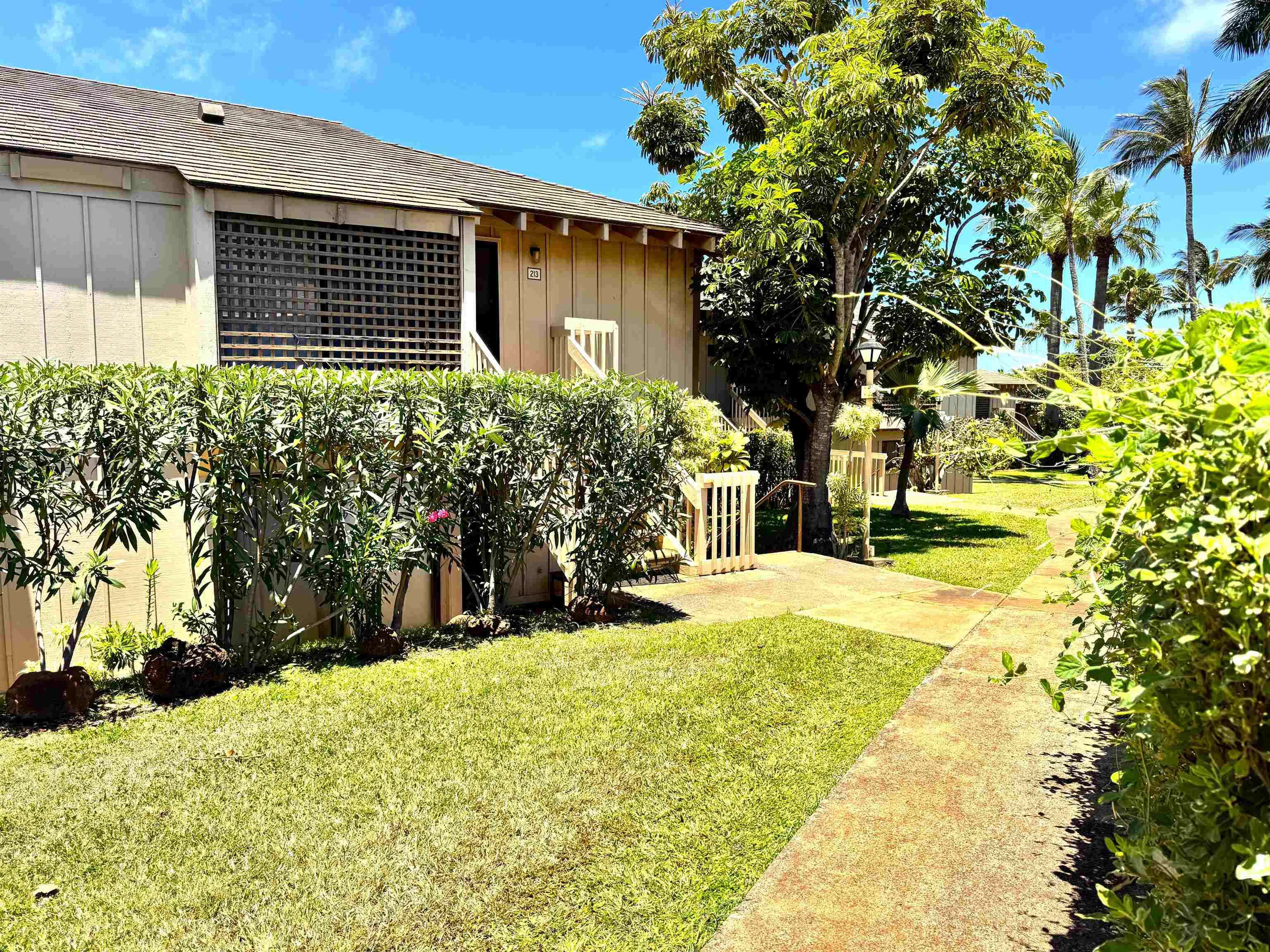 Ke Nani Kai condo # 213, Maunaloa, Hawaii - photo 5 of 25