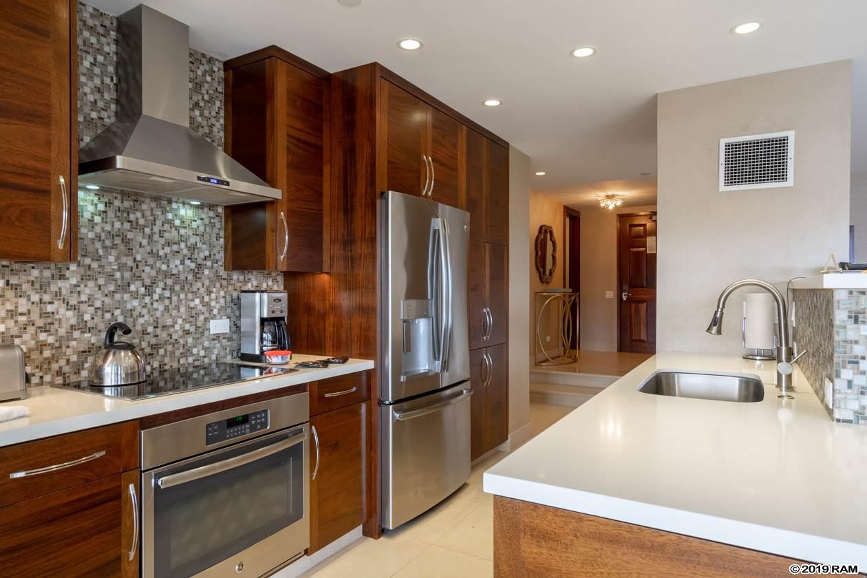 Kaanapali Alii condo # 1-1004, Lahaina, Hawaii - photo 4 of 15