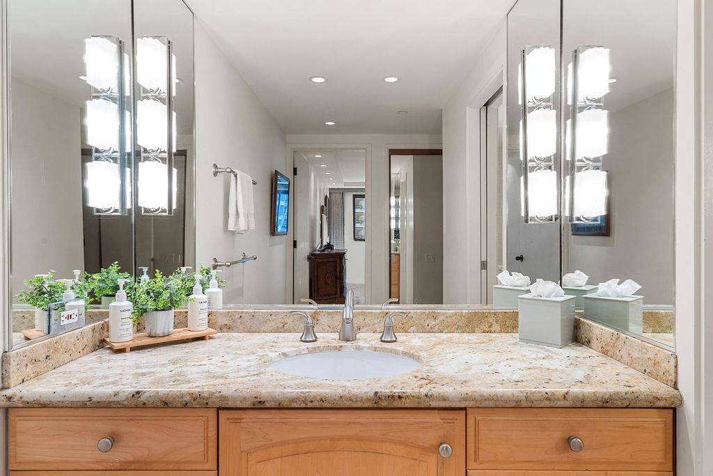 Kaanapali Alii condo # 1-304, Lahaina, Hawaii - photo 20 of 40