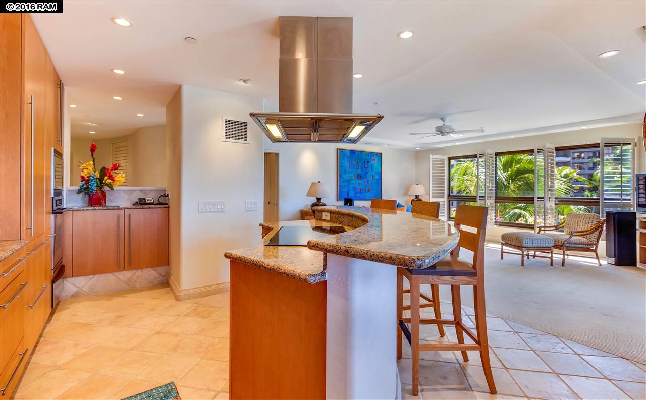 Kaanapali Alii condo # 1-506, Lahaina, Hawaii - photo 7 of 30