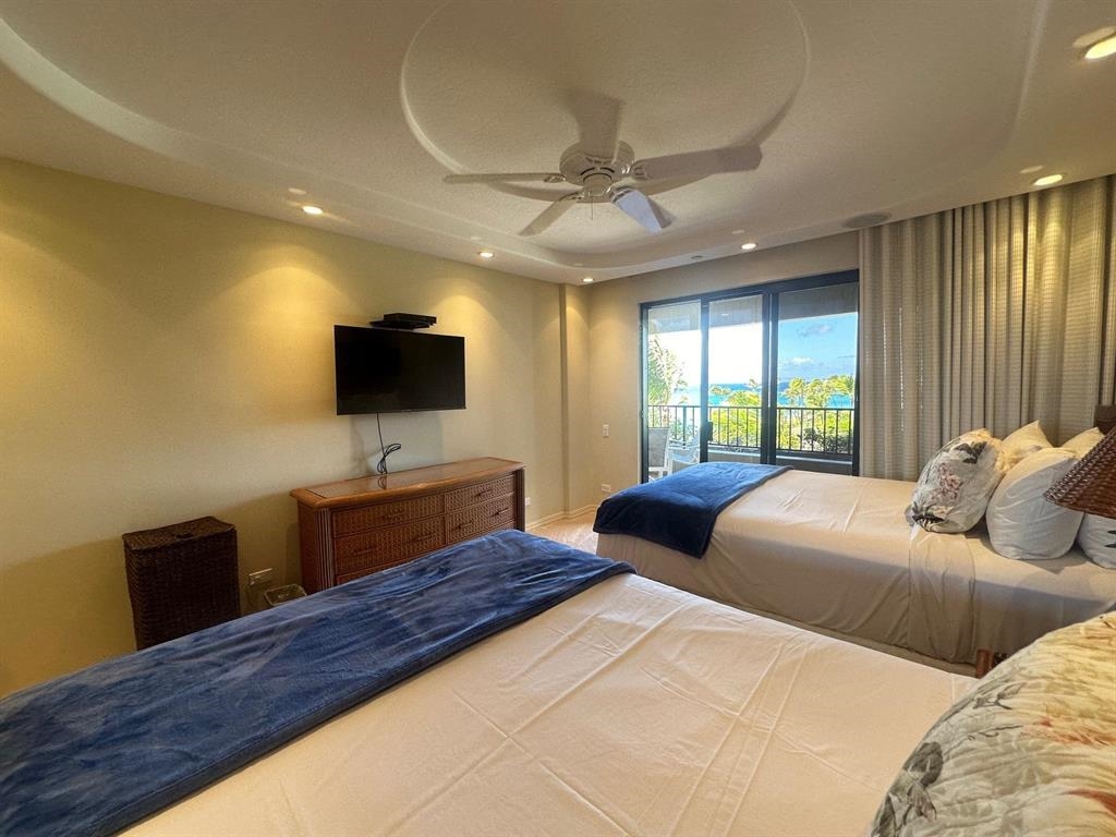 Kaanapali Alii condo # 1-703, Lahaina, Hawaii - photo 12 of 28