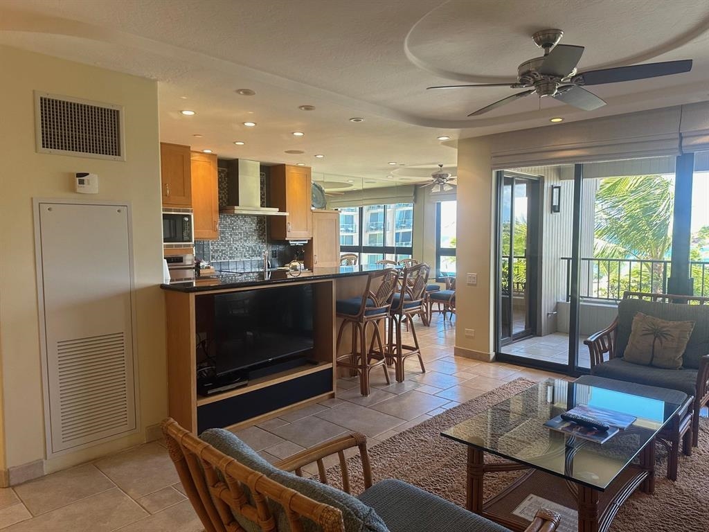 Kaanapali Alii condo # 1-703, Lahaina, Hawaii - photo 4 of 28