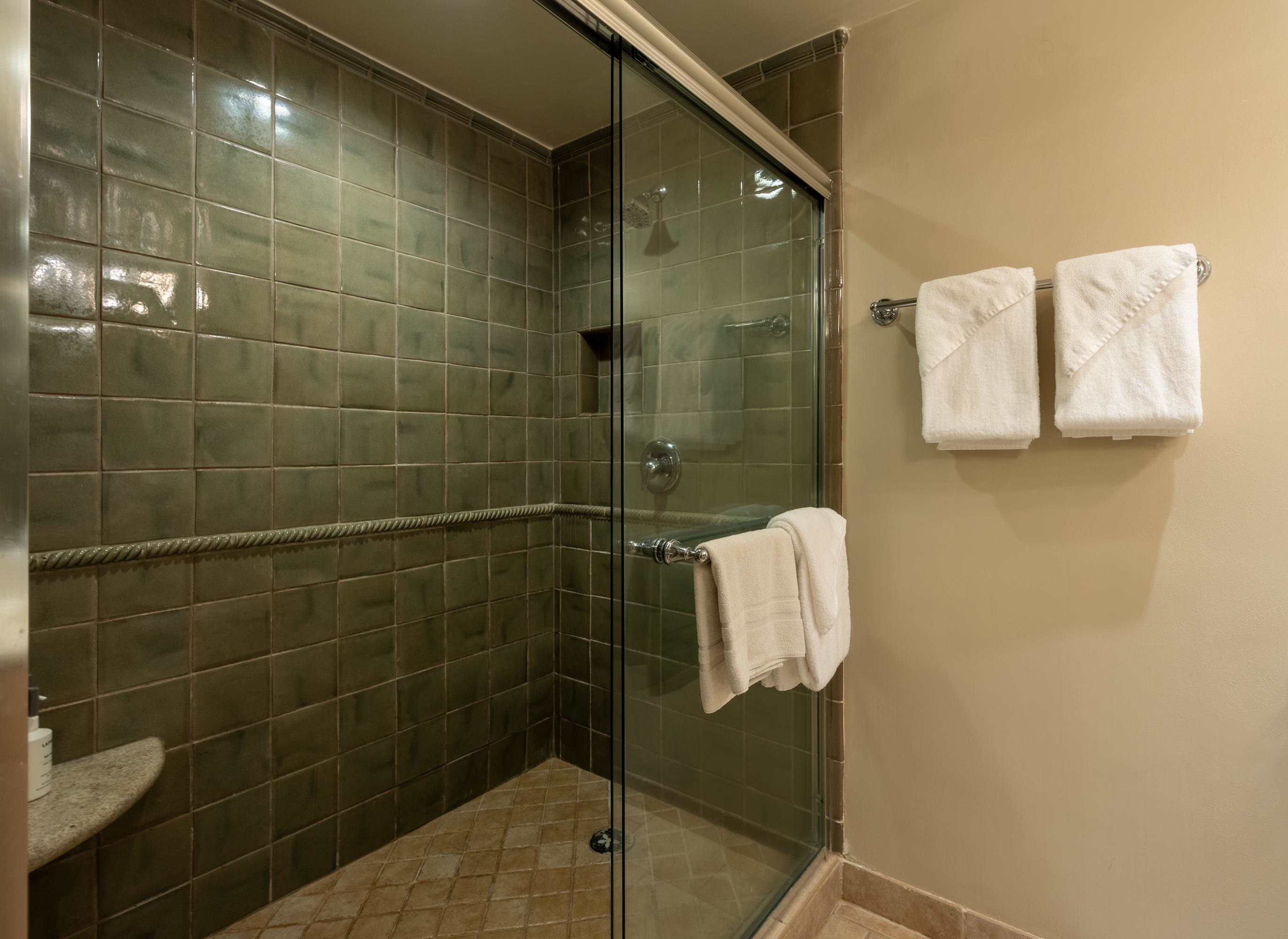 Kaanapali Alii condo # 1-801, Lahaina, Hawaii - photo 13 of 27