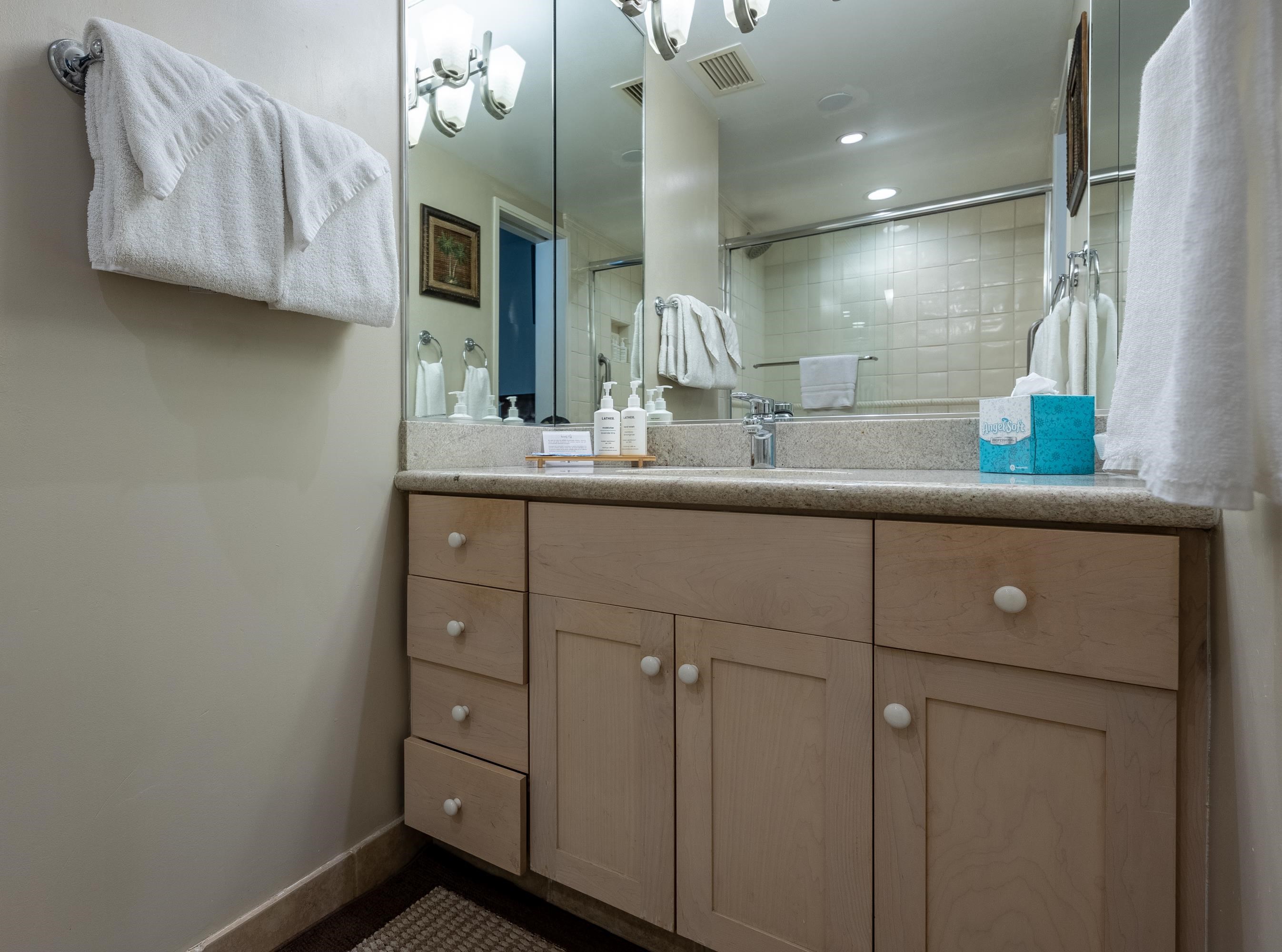 Kaanapali Alii condo # 1-801, Lahaina, Hawaii - photo 16 of 27