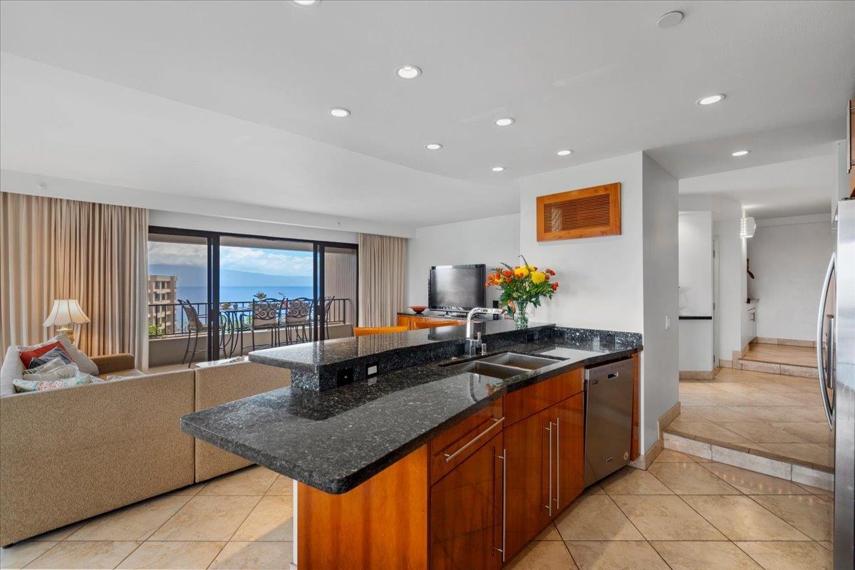 Kaanapali Alii condo # 2-1105, Lahaina, Hawaii - photo 16 of 45