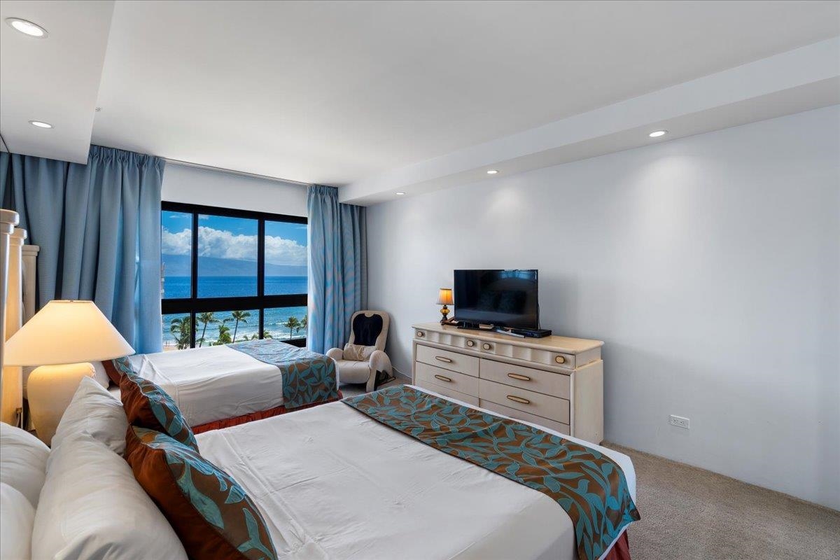 Kaanapali Alii condo # 2-1105, Lahaina, Hawaii - photo 4 of 45