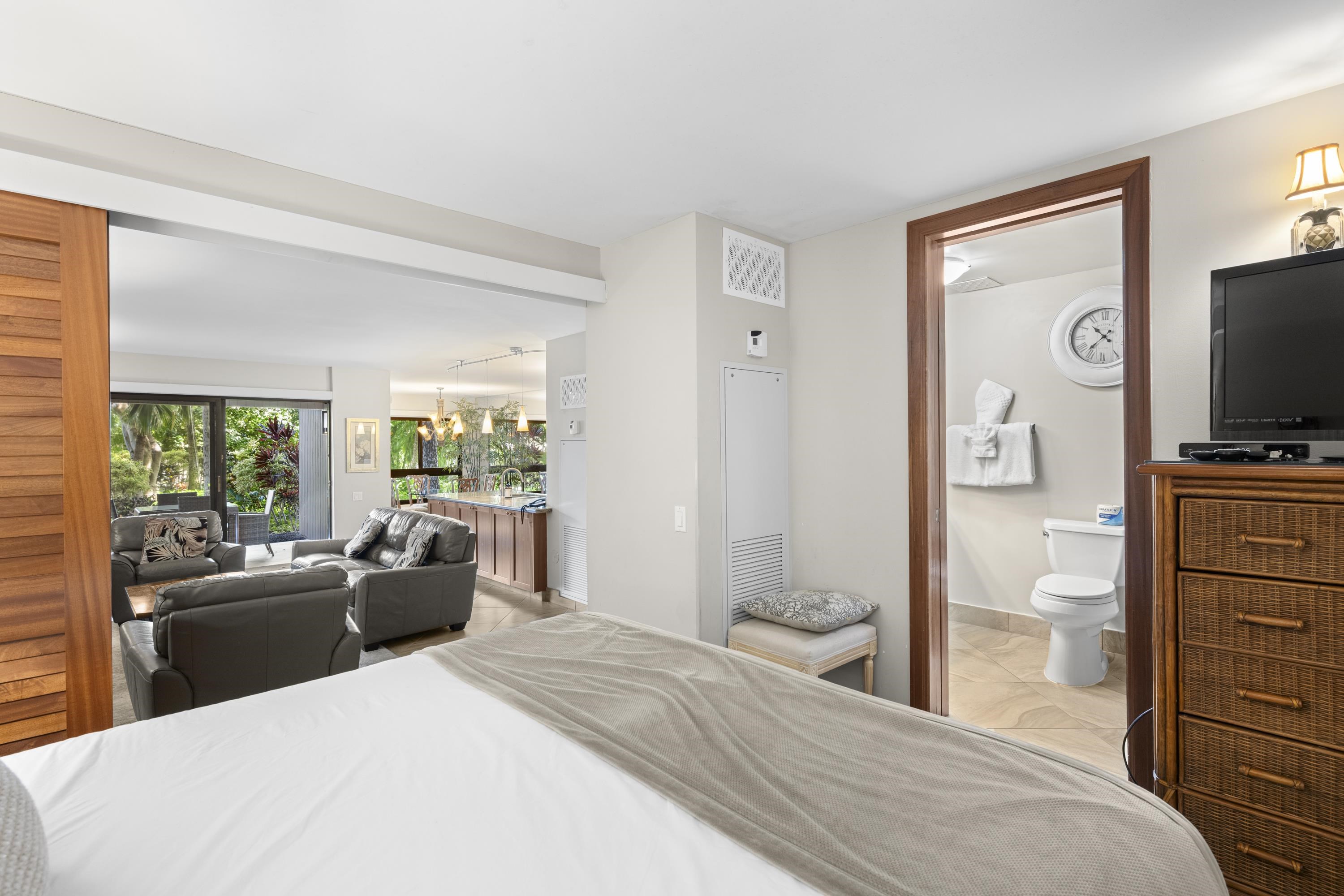 Kaanapali Alii condo # 212, Lahaina, Hawaii - photo 22 of 25