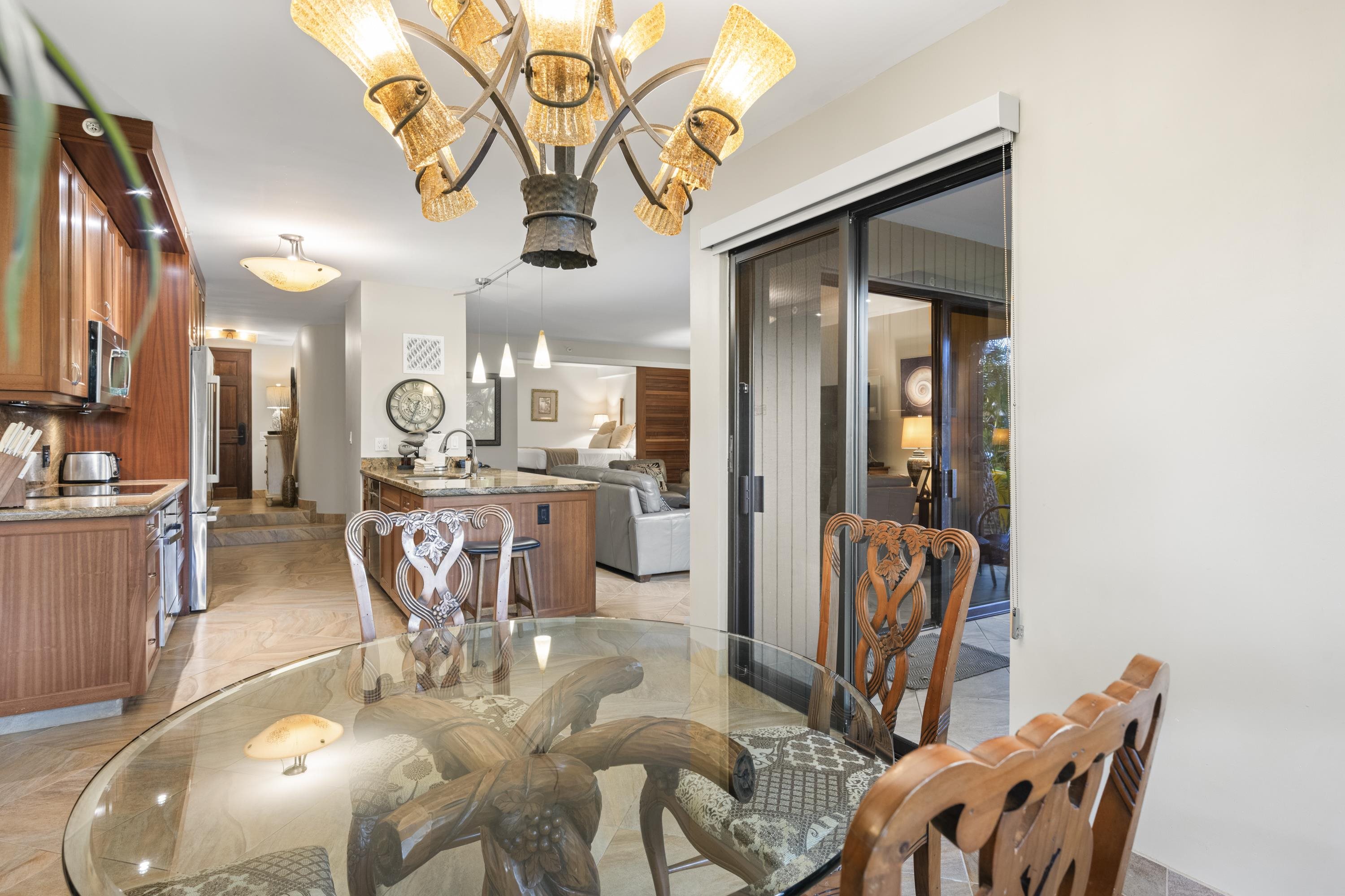 Kaanapali Alii condo # 212, Lahaina, Hawaii - photo 5 of 25