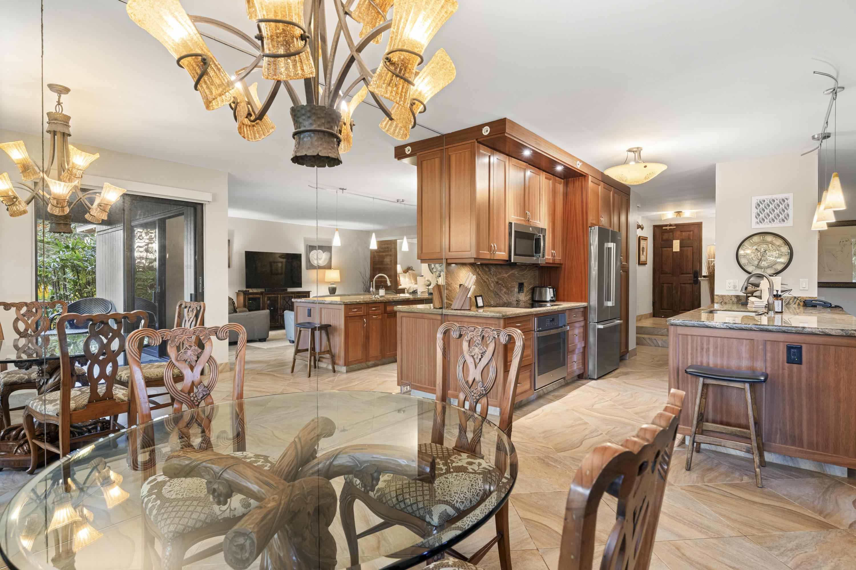 Kaanapali Alii condo # 212, Lahaina, Hawaii - photo 6 of 25