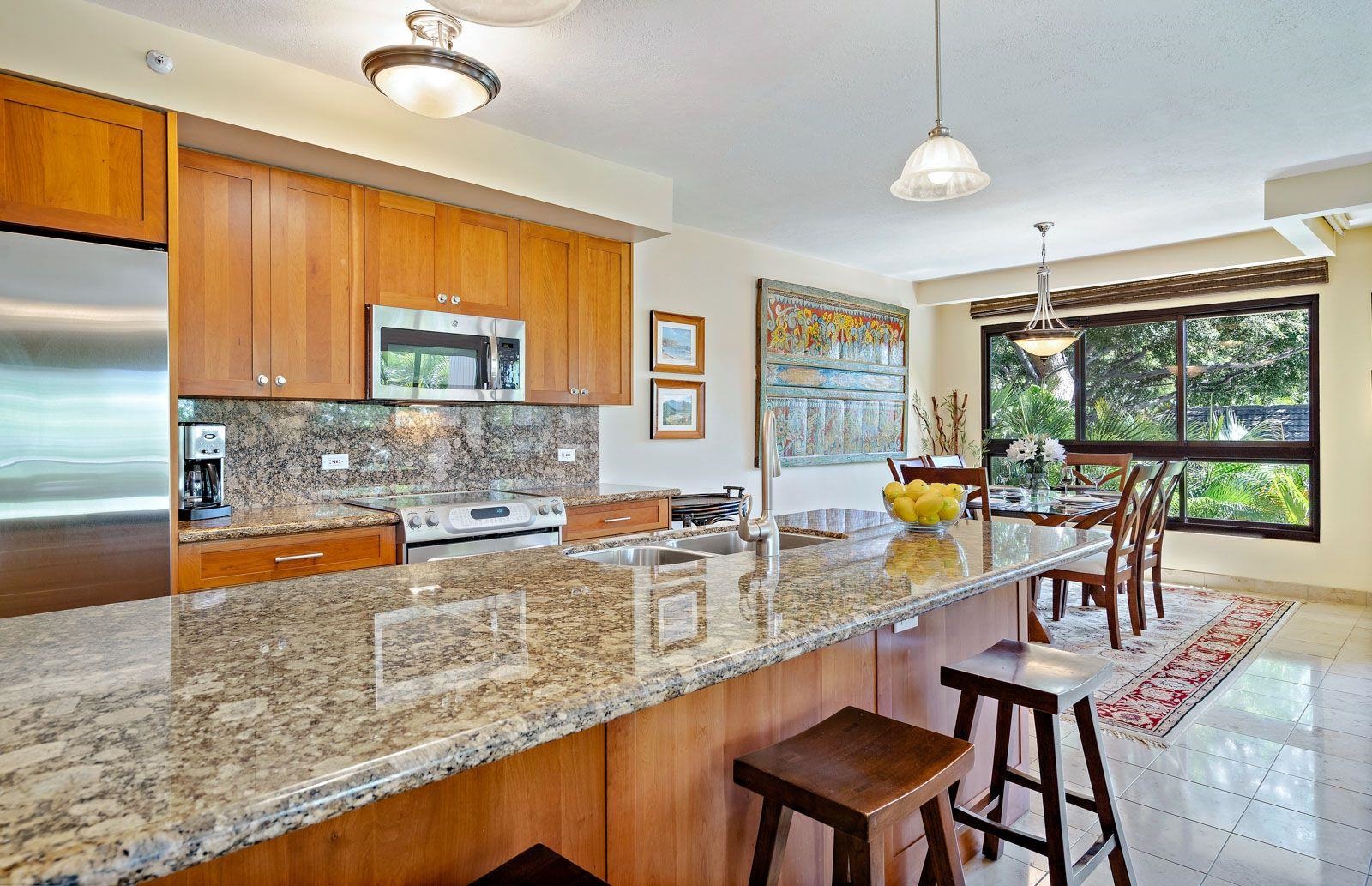 Kaanapali Alii condo # 2-205, Lahaina, Hawaii - photo 4 of 36