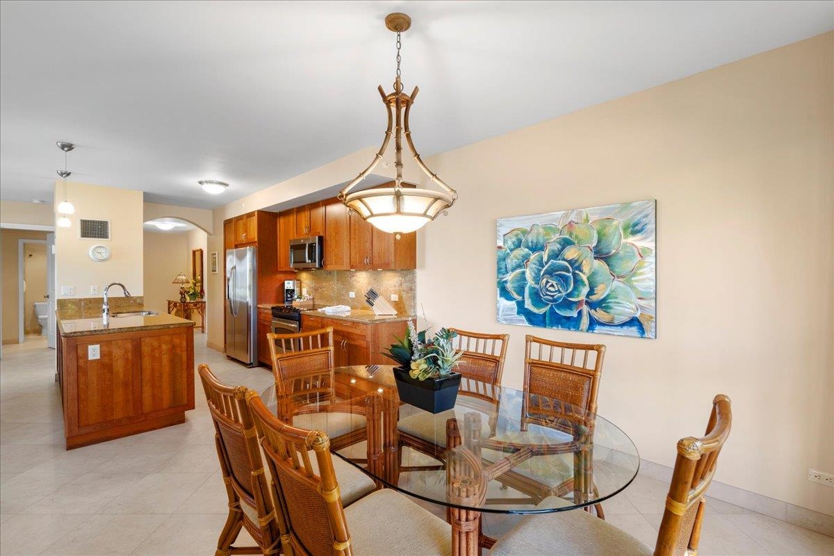 Kaanapali Alii condo # 2-305, Lahaina, Hawaii - photo 6 of 26