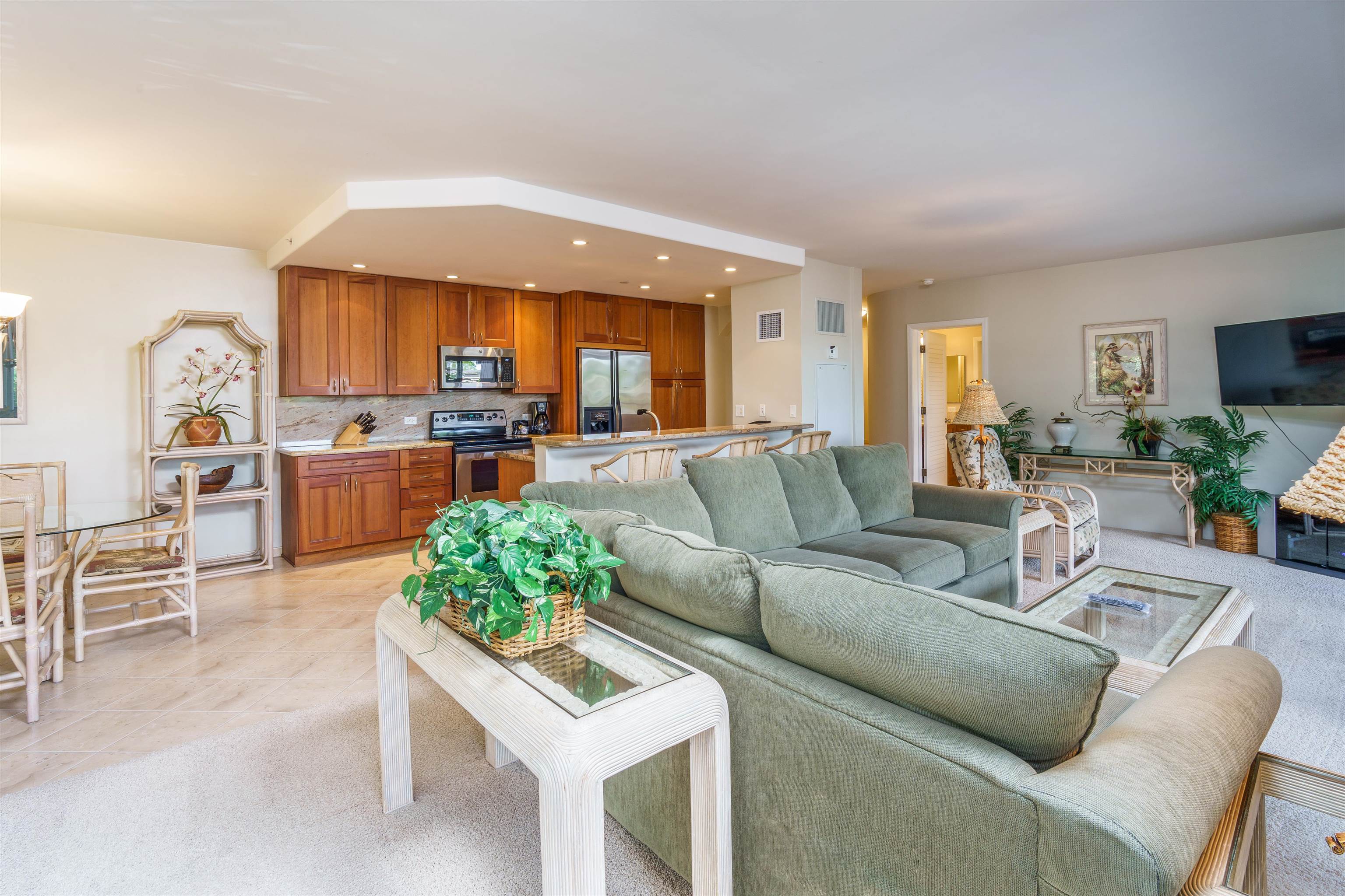 Kaanapali Alii condo # 2306, Lahaina, Hawaii - photo 3 of 18