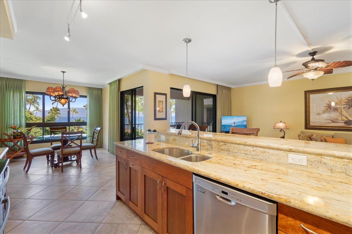 Kaanapali Alii condo # 2-401, Lahaina, Hawaii - photo 9 of 29