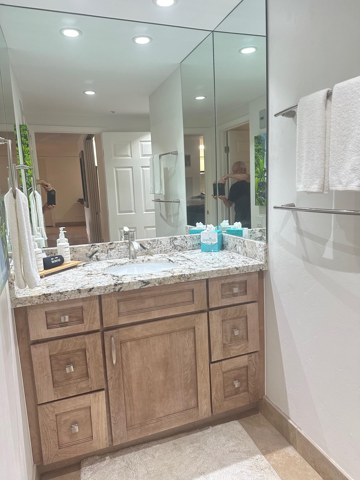 Kaanapali Alii condo # 4-303, Lahaina, Hawaii - photo 9 of 26